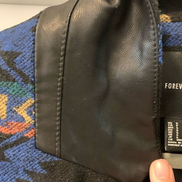 Forever 21 Aztec Southwest Print Blazer Jacket Size Small Oversized - Picture 3 of 6